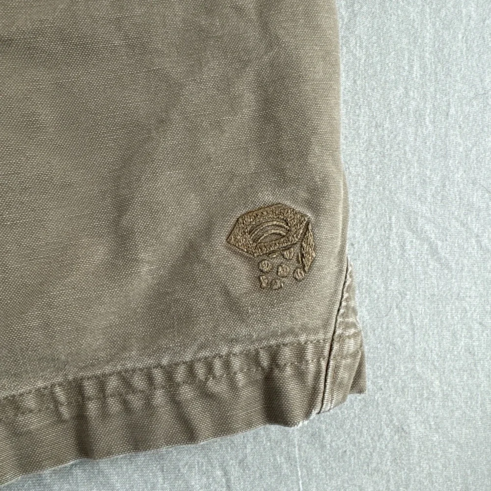 Mountain Hardwear Cargo Shorts Mens XXL Beige Utility w/Belt 11" Outdoors READ - Picture 8 of 11